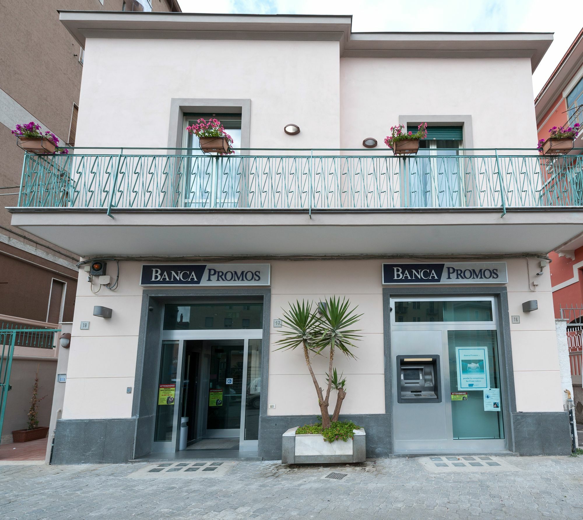 Bed & Breakfast Antonello ซาแลร์โน ภายนอก รูปภาพ