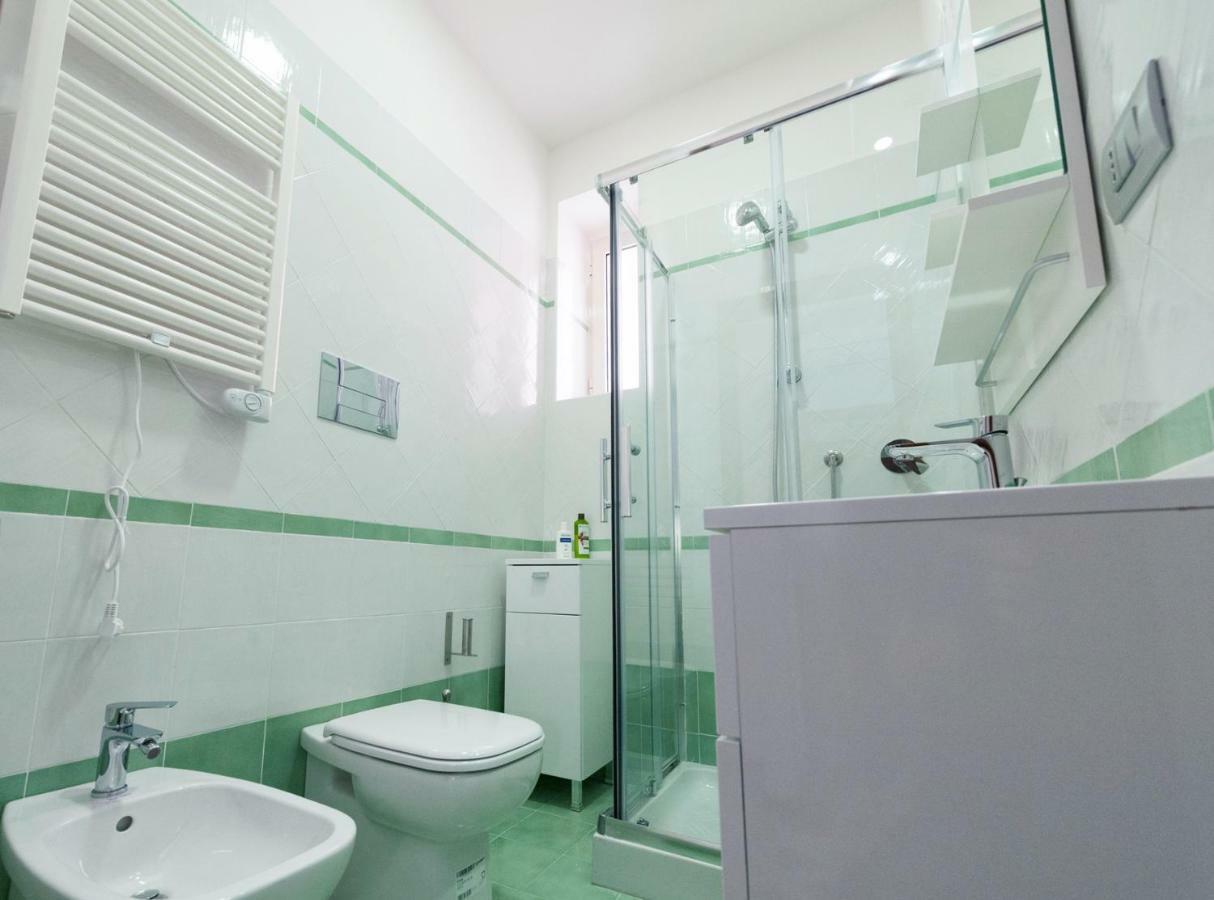 Bed & Breakfast Antonello ซาแลร์โน ภายนอก รูปภาพ