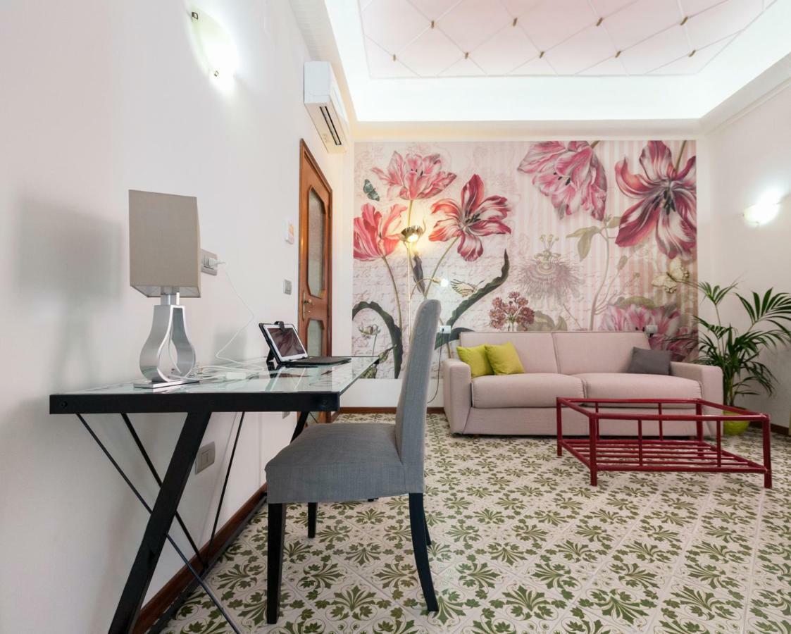 Bed & Breakfast Antonello ซาแลร์โน ภายนอก รูปภาพ